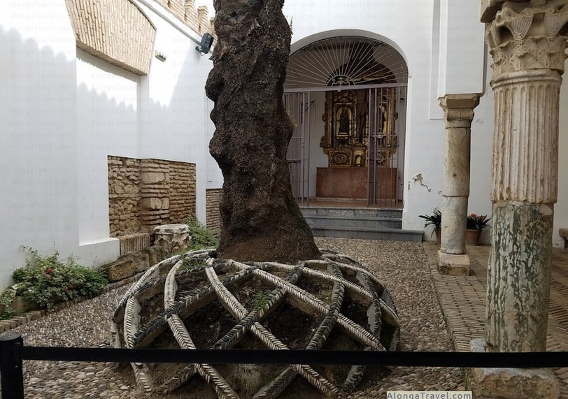 a column in Arabic style in the funeral chapel Bartholomew